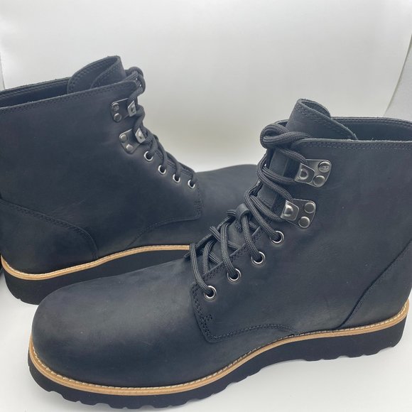 UGG Ritter Boot Black - Picture 2 of 4